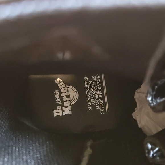 Dr Martens Vegan Jadon Boot Max Platforms NWOB - Picture 10 of 14